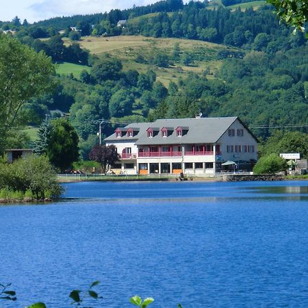 Le Lac Des Moines Condat  Buitenkant foto